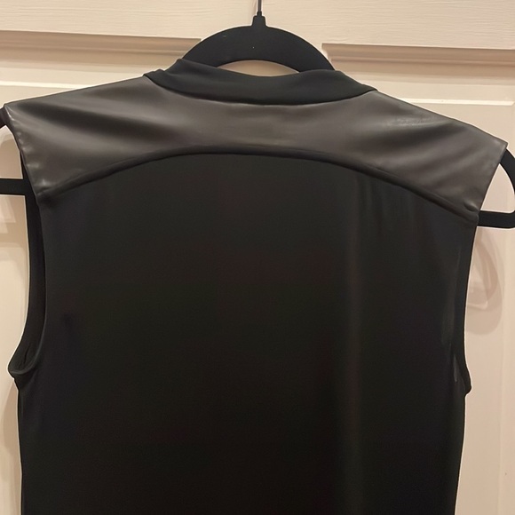 Black swag neck sleeveless Ann Taylor - Picture 3 of 5